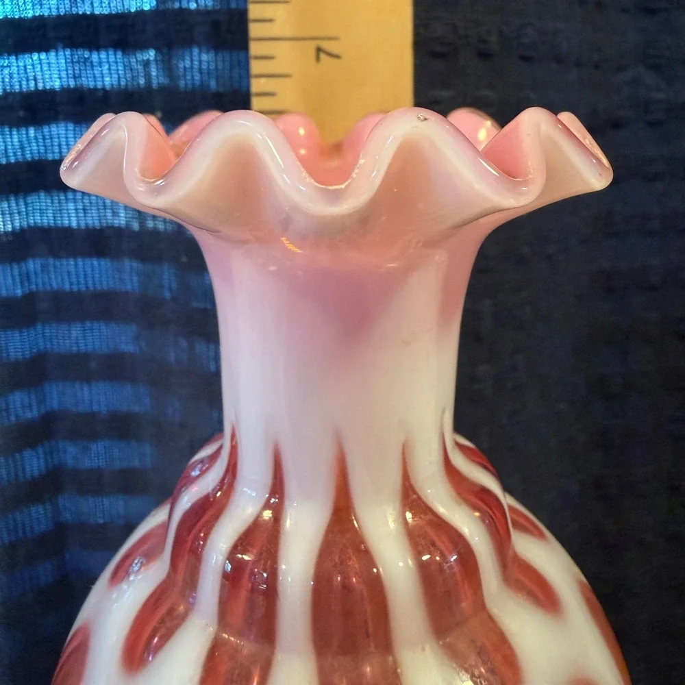 N/A vintage fenton